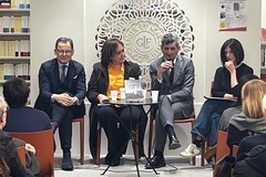 “Una vita senza sbarre” di Giannicola Sinisi presentato alla Libreria Laterza di Bari