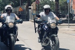 Prosegue la "stretta" della Polizia Locale su bici e monopattini elettrici