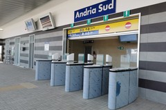 Sguardo alla nuova stazione Andria Sud, lo “switch-off” si concluderà il 3 aprile