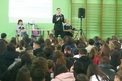 I Carabinieri di Andria incontrano gli studenti della scuola "Vaccina"