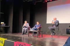 Sala gremita ad Andria per Ranucci: "Il ritorno della casta" scuote l'auditorium "Mons. Di Donna"