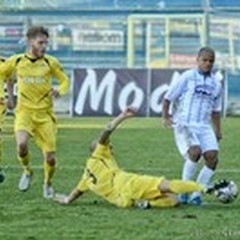 Gallipoli - Fidelis 0-0: gli azzurri impattano contro i giallorossi