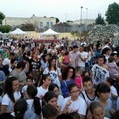 La notte bianca dei bambini tra gonfiabili, musica e divertimento