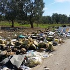 Contrada Coppe, una discarica a cielo aperto tra Cimitero e  "Canalone "