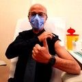 Vaccini, Lopalco: «Chi ha fatto Astrazeneca, avrà seconda dose dello stesso»