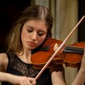 Un viaggio con Ester Esabon e il suo violino
