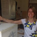 Anche l'ex consigliera azzurra Micaela D'Avanzo lascia Forza Italia per aderire al progetto civico di Marmo