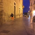 Intervento di sanificazione intorno a Palazzo Ducale e vie limitrofe