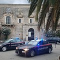 I Carabinieri rinvengono in casa armi, munizioni e stupefacente: arrestato 50enne andriese