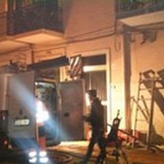 Paura per una fuga di gas in via Goldoni: evacuato un appartamento