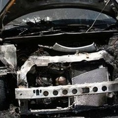Auto in fiamme in città: due casi domenica