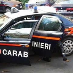 In fuga a bordo di una Opel Corsa: 4 arresti dei Carabinieri