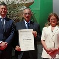Vincenzo Cassano insignito dell'onorificenza di Commendatore  "al Merito " della Repubblica
