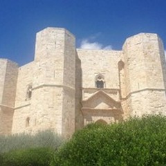 Castel del Monte visitabile anche a Pasqua