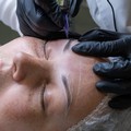 Eye liner tatuato, vediamo risultati immediati