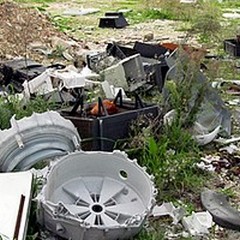 Abbandono dei rifiuti nelle campagne: il Parco dell'Alta Murgia fissa un incontro