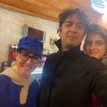 Riccardo Scamarcio e la dolce foto tra i Tenerelli di Andria con la bella Benedetta