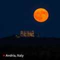 Luna piena rossa da brivido su Castel del Monte, lo scatto della BBCnews