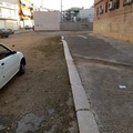Nuovo intervento di bonifica e rimozione rifiuti in via Fornaci, davanti alla sede dell'Asl Bt