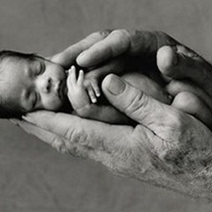 Un "sospeso " per un bebè: aiuti al "servizio neonati " di casa accoglienza