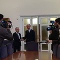 Dopo la stretta di mano comincia l'anno del commissariamento ad Andria
