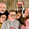 «Tutto fumo e niente arrosto» commedia senza barriere di Sabino Matera con i ragazzi del Centro Zenith