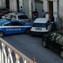 Inseguimento con incidente per una pattuglia di Polizia in via Poli