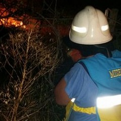 Tre incendi in poche ore tra Montegrosso e Canosa: intervento dei volontari