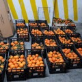 Ad Andria la frutta sequestrata viene donata in beneficenza