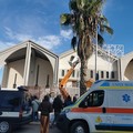 Ad Andria precipita un uomo da un cestello alla chiesa di Sant'Andrea