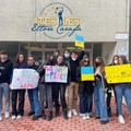  "La guerra non si può umanizzare, si può solo abolire ": gli studenti dell'Ites  "Ettore Carafa " manifestano per la pace in Ucraina