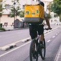 Morte del giovane rider, l'intergruppo:  "È il momento di lavorare per la sicurezza delle nostre strade "