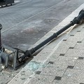 Palo giù in via Regina Margherita, rimosso e rattoppato