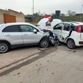 Due feriti in incidente stradale nei pressi di via Canosa