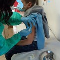 In Puglia tre notti dedicate ai vaccini per i ragazzi dai 12 ai 19 anni