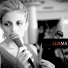 L'esibizione della band Luxmatta, presso la Caffetteria Crispi