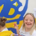 Andria si “Rimbella”: un murale per trasformare la bellezza in gesto politico gentile