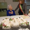 Auguri a nonna Pina, cent'anni e non sentirli