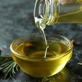 Siccità e calo della produzione: vola l'export di olio d'oliva pugliese