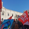 Sciopero generale 1° dicembre, dalla Bat in 500 a Bari per manifestazione