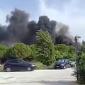 Incendio all'esterno di Villa Cafara, attimi di apprensione durante due matrimoni: nessun danno a struttura e persone