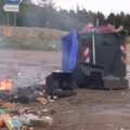 Fuoco ai rifiuti, intervento dei Volontari Federiciani