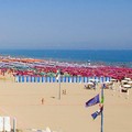 Vacanze, troppi maleducati in spiaggia? I consigli del Codacons Puglia