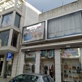 Il forte vento crea numerosi pericoli in città: intervento della Polizia Locale e dei Vigili del Fuoco