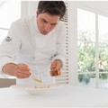 I sogni dello chef andriese Felice Sgarra, si allargano: da Umami a Grotta Palazzese di Polignano