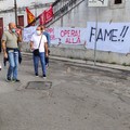 I lavoratori dell'Andria Multiservice protestano davanti al Comune