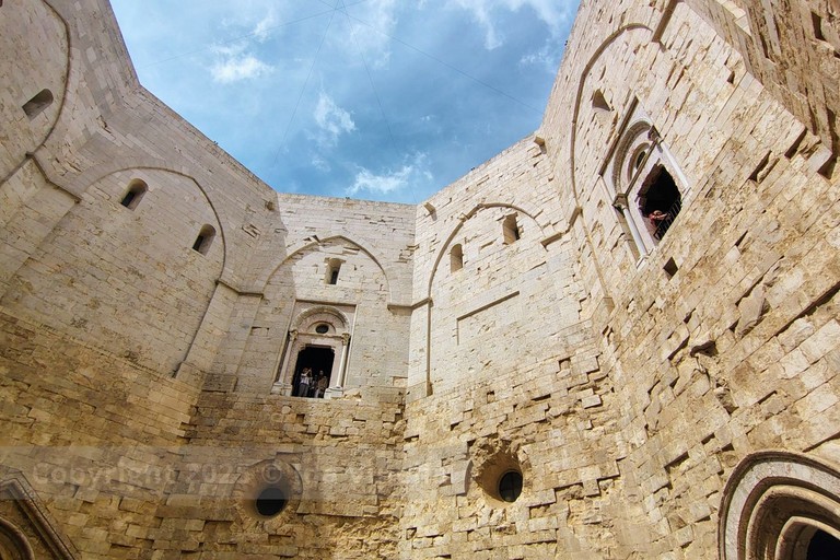 Il primo gennaio la Fiamma Olimpica passa per Castel del Monte