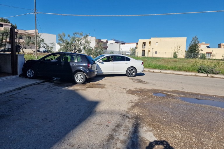 Incidente stradale tra via Malpighi e via Eugenio Barsanti