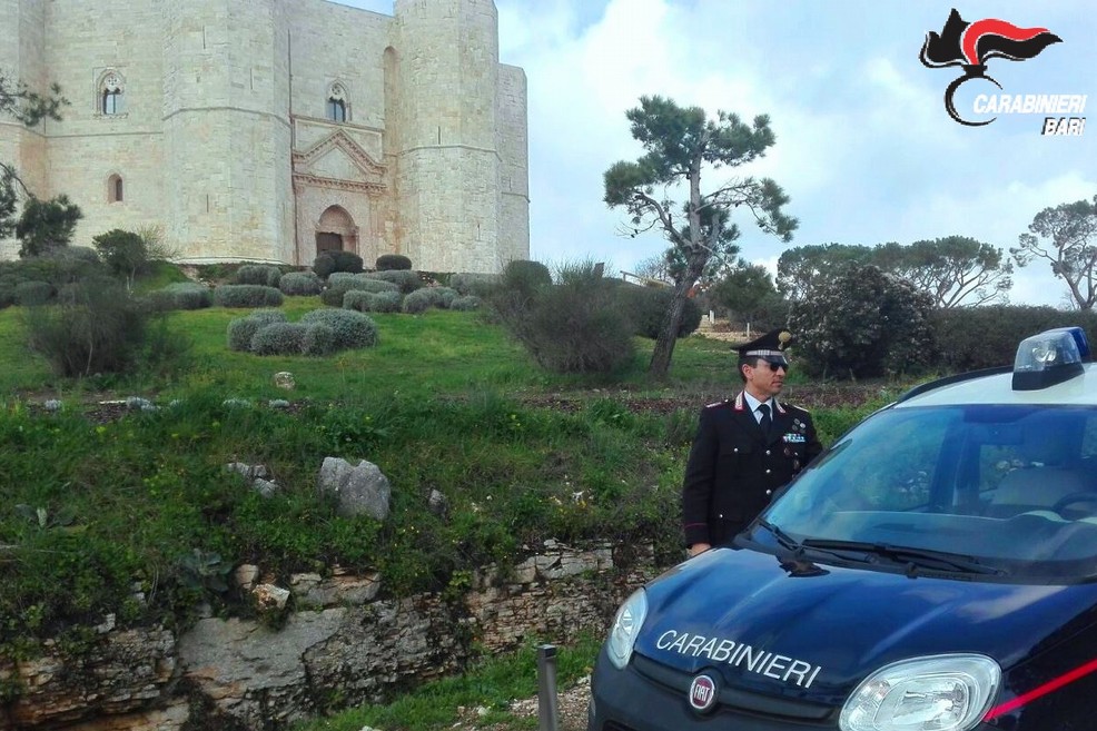 Carabinieri - Castel del Monte