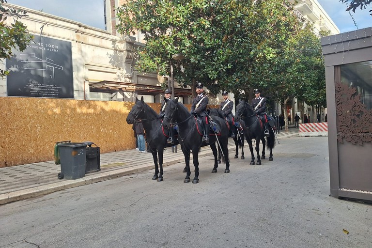 carabinieri a cavallo